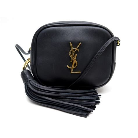 yves saint laurent blogger